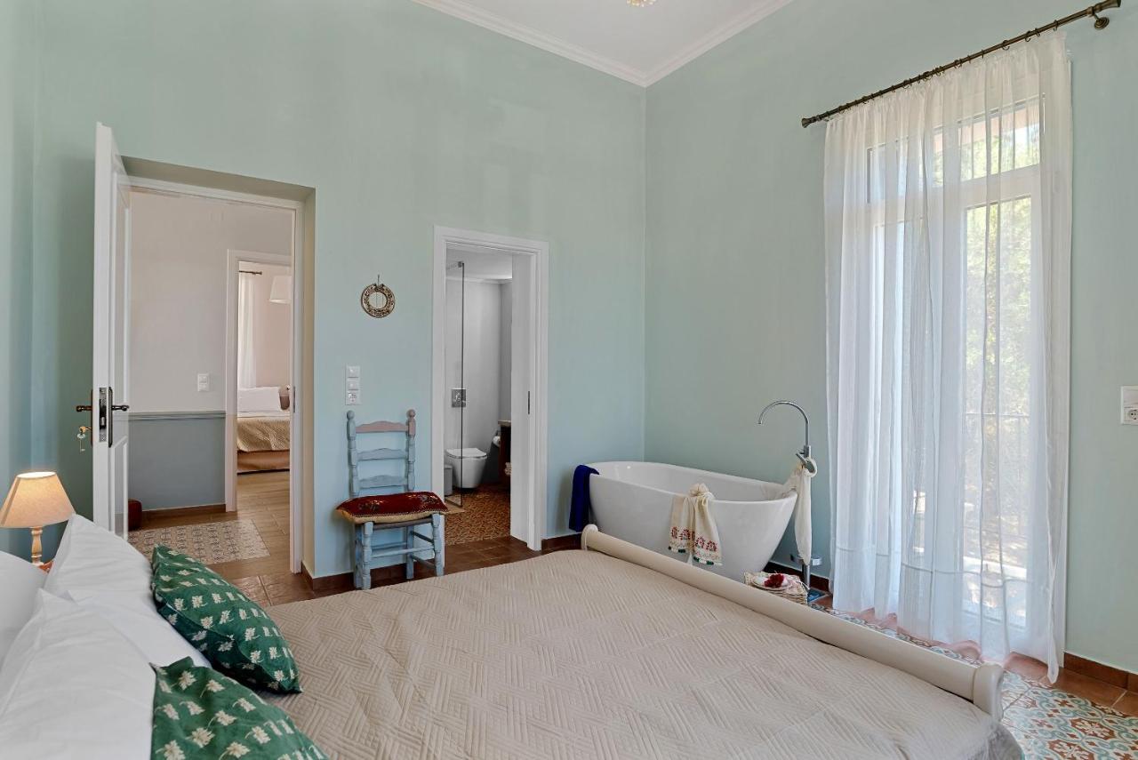 Villa Remedio Neon Khorion  外观 照片