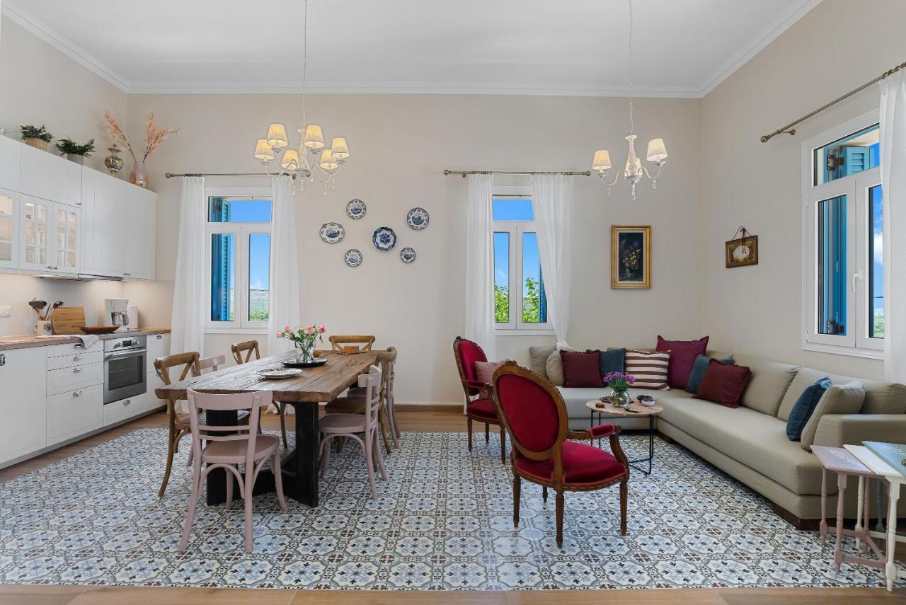 Villa Remedio Neon Khorion  外观 照片